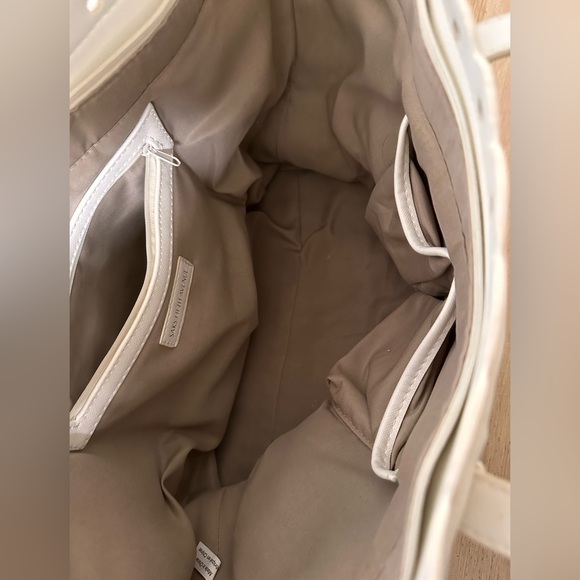 Saks Off Fifth Beach Bag - Picture 2 of 2